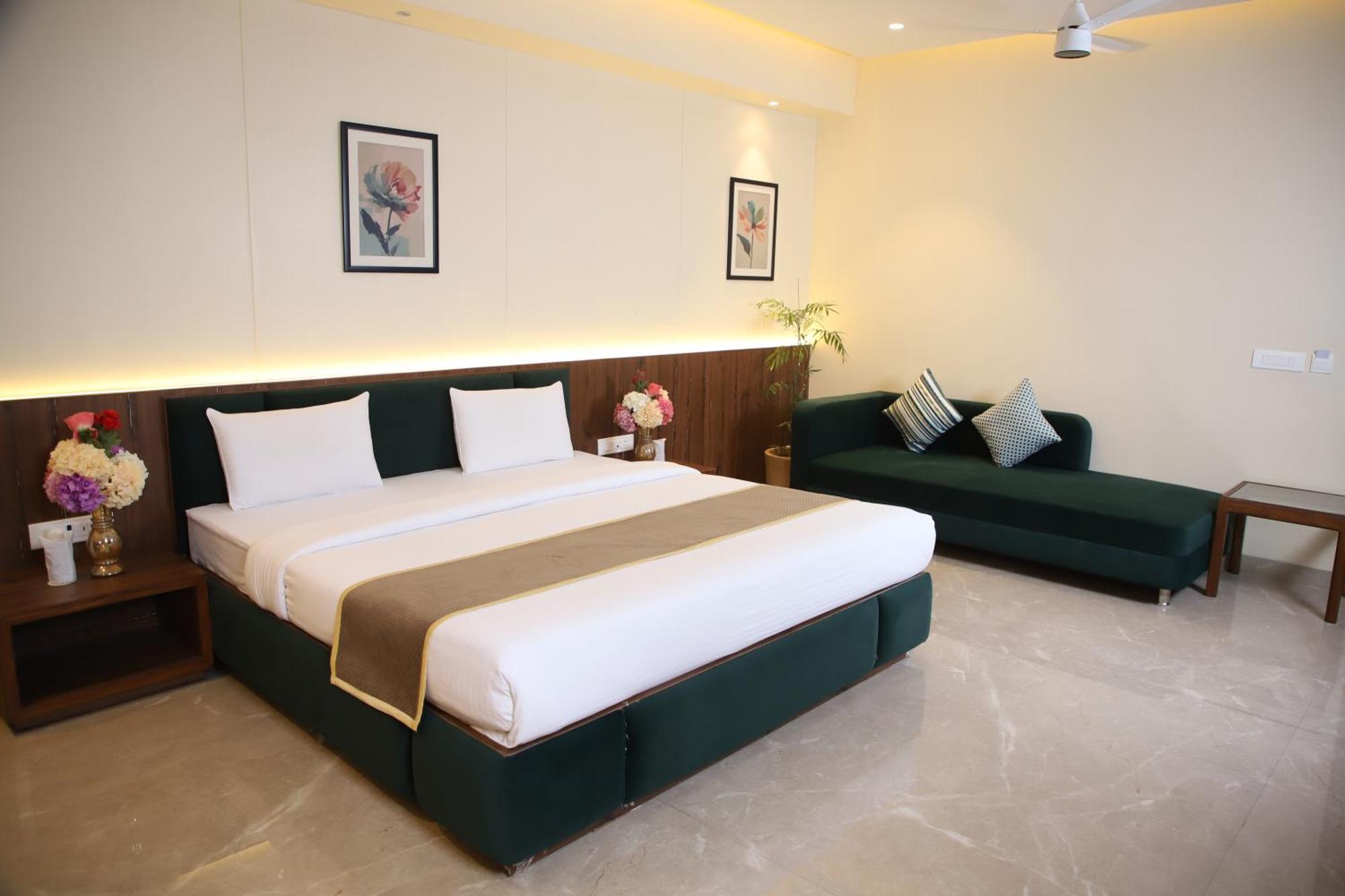 Pink Villa Boutique Hotel 密拉特 外观 照片